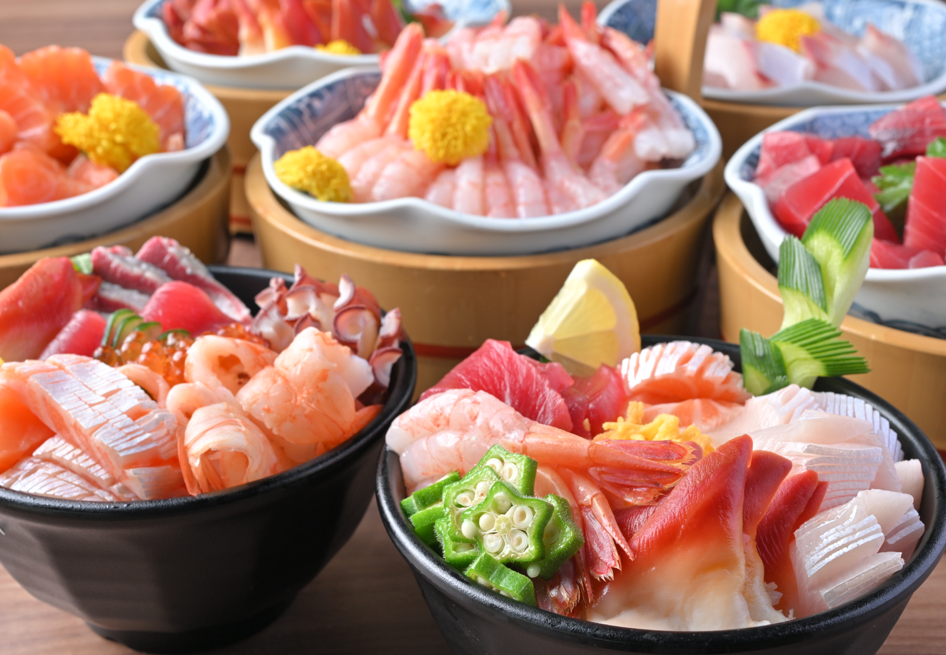 札幌海鮮丼吃到飽-滿滿干貝甜蝦鮭魚卵自製豪華海鮮丼