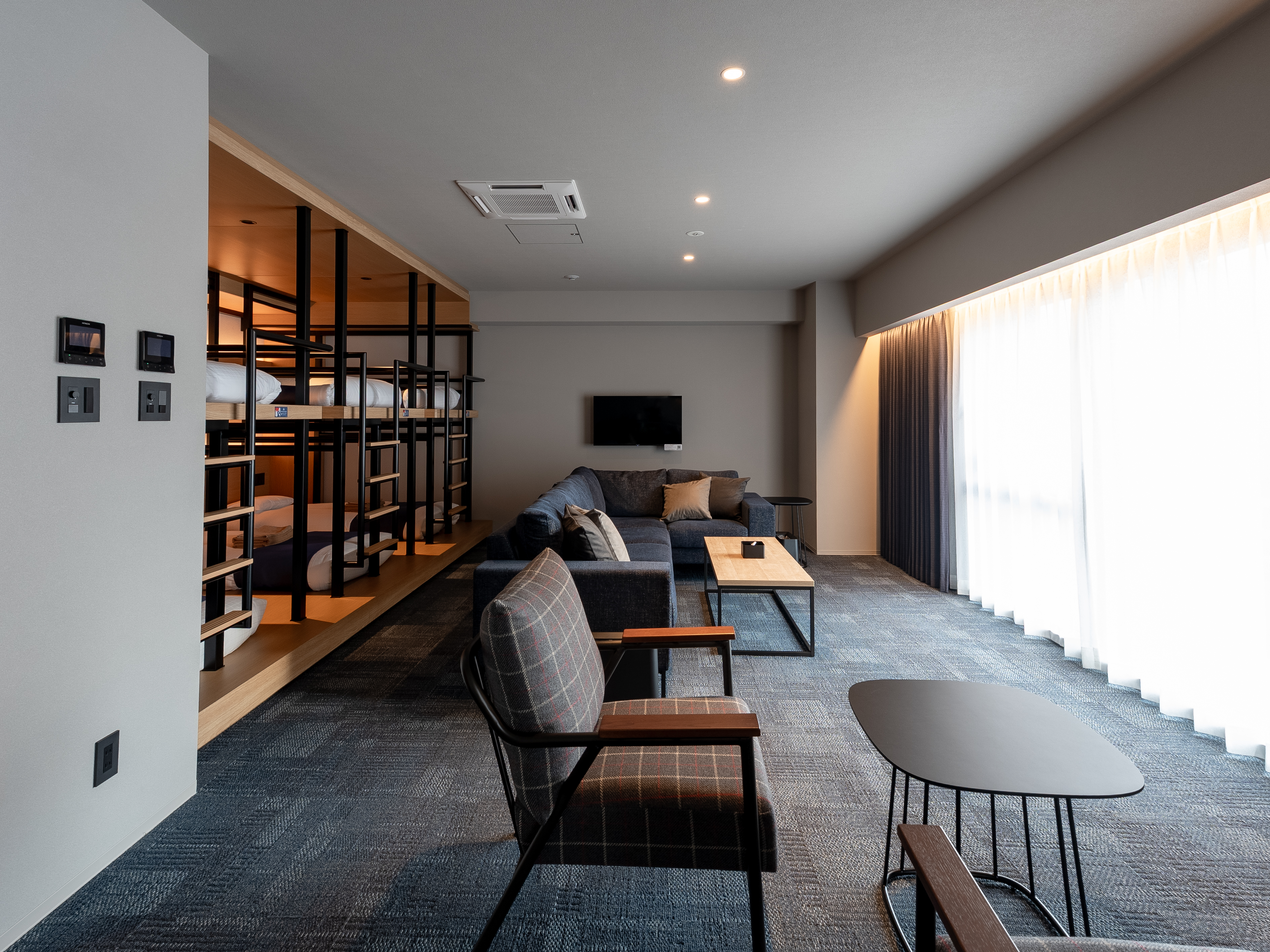 VADE HOTEL SHIBUYA BUNK COMFORT六人家庭房