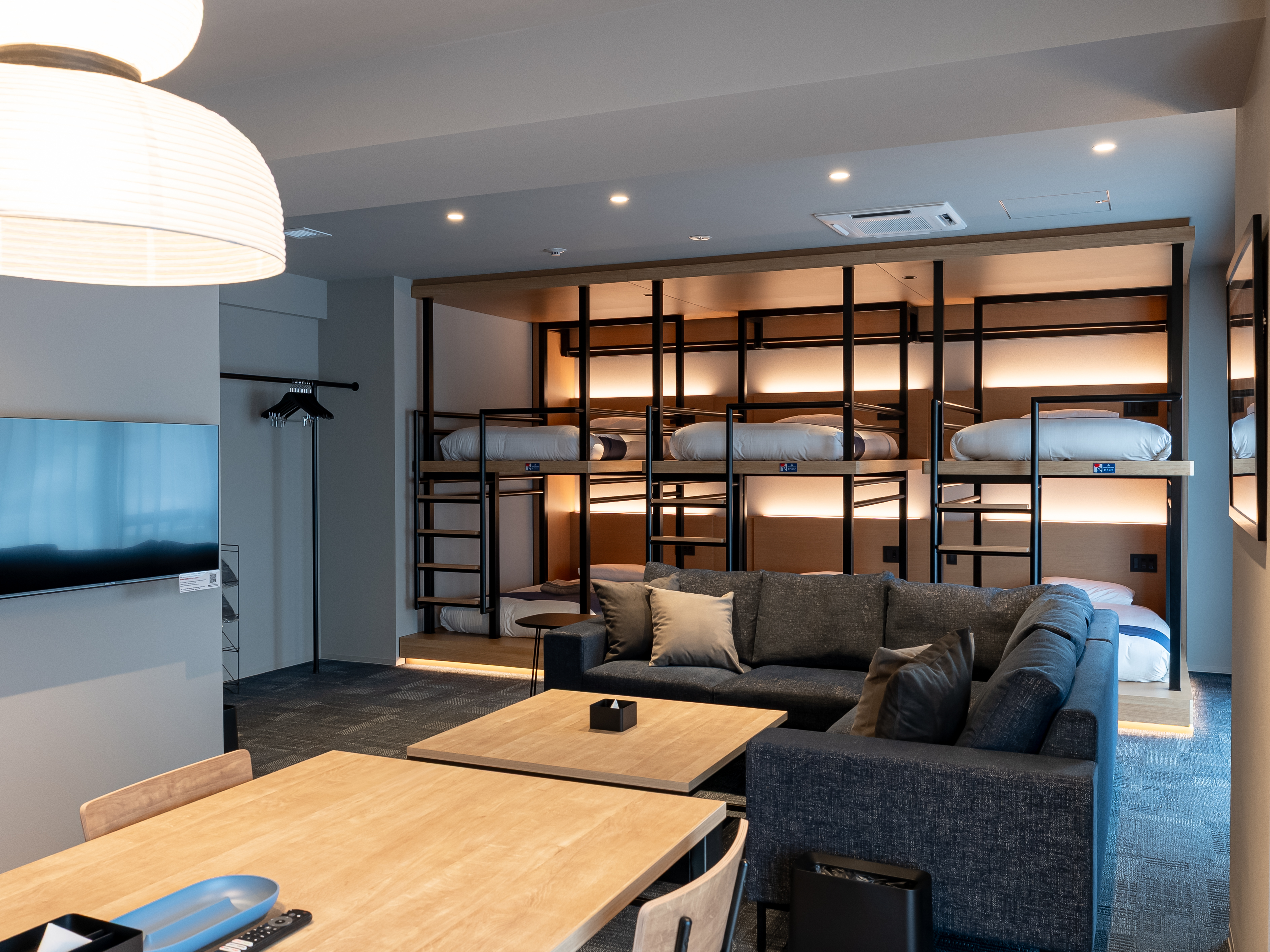 VADE HOTEL SHIBUYA TRIPLE+SOFA房型