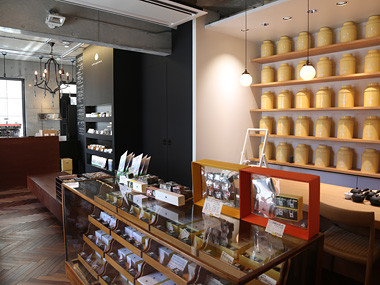 Chagama日本茶專賣店質感內用空間